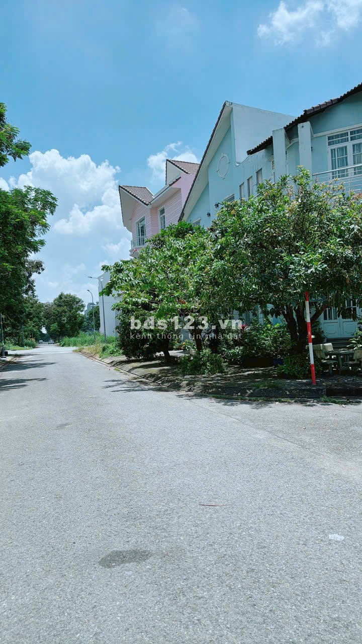 Chính chủ cần bán Biệt thự View Công viên 10PN - giá 13.8 Tỷ…