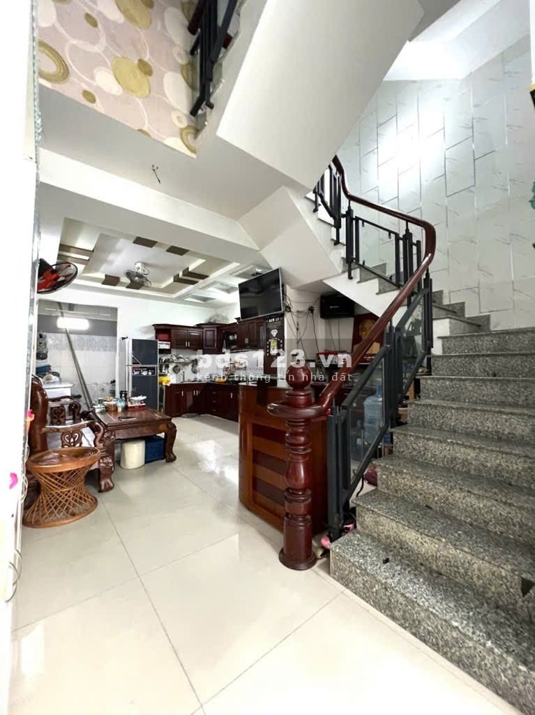 Bán căn nhà phố đường số 4 - Phường 16 - Quận Gò Vấp