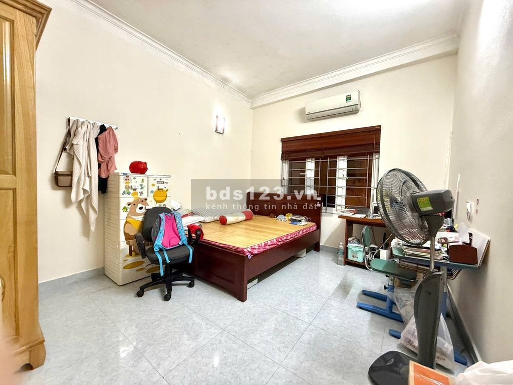 Bán nhà phố Kim Giang, HN, DT 45 m2, 4 tầng, 5 ngủ, giá bán 8.75…
