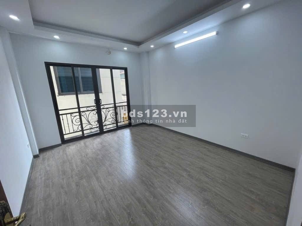 Cực hiếm! Nhà Tam Trinh 35m² – 5 tầng – Ô TÔ ĐỖ CỬA
