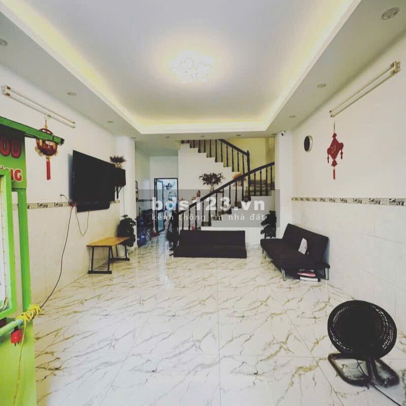 Nhà Quận 1 Ngang 4.5*13.5 - 4 Tầng - 4Pn Hxh Vị Trí Vip Nguyễn…