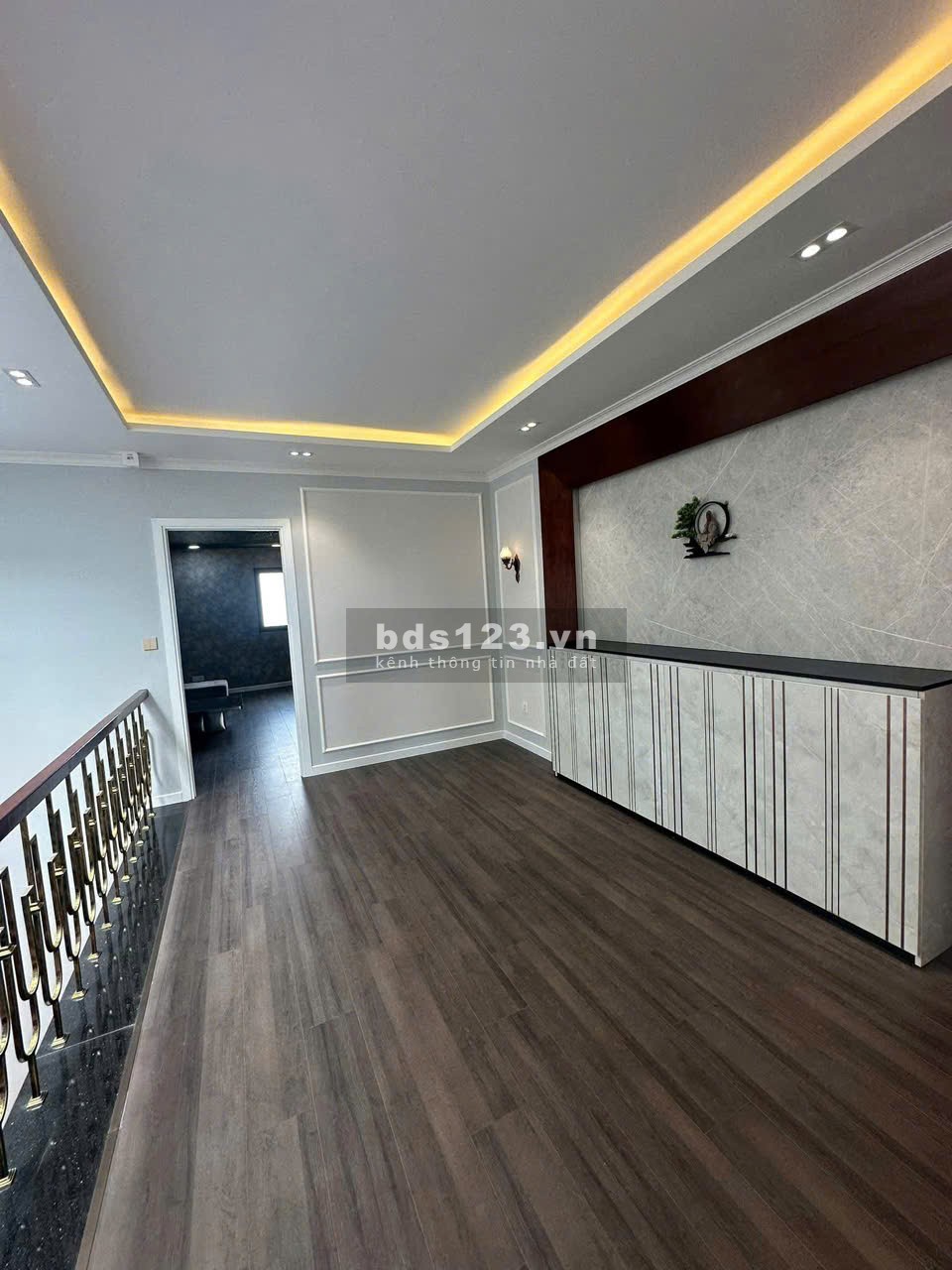Nhà Phố Full Nội Thất - Sổ Hồng Riêng - Ngay KCN Cầu Tràm,…