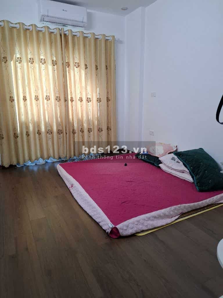 Bán nhà 5 tầng 34m2 Ngõ đường Ỷ La - Hà Đông giá 6,6 tỷ.…