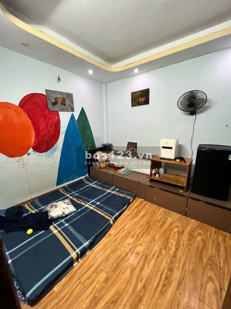 Bán nhà phố Kim Giang, HN, DT 40 m2, 5 tầng, giá bán 9.2 tỷDT/Zalo…