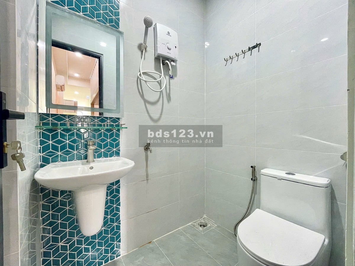 Bán Nhà Căn Hộ Dịch Vụ Đường Nguyễn Tư Giản, Phường 12,…