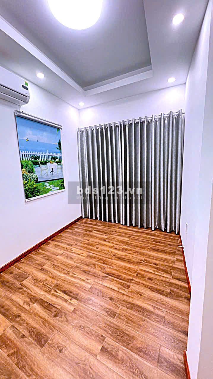 Chính chủ bán nhà 1 lầu 1 sẹc tại Nguyễn Duy Trinh - Bình Trưng