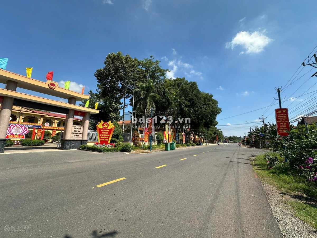 Bán Đất Thổ Vườn có nhà cấp 4, rộng 2540m2, Giá rẻ 600…
