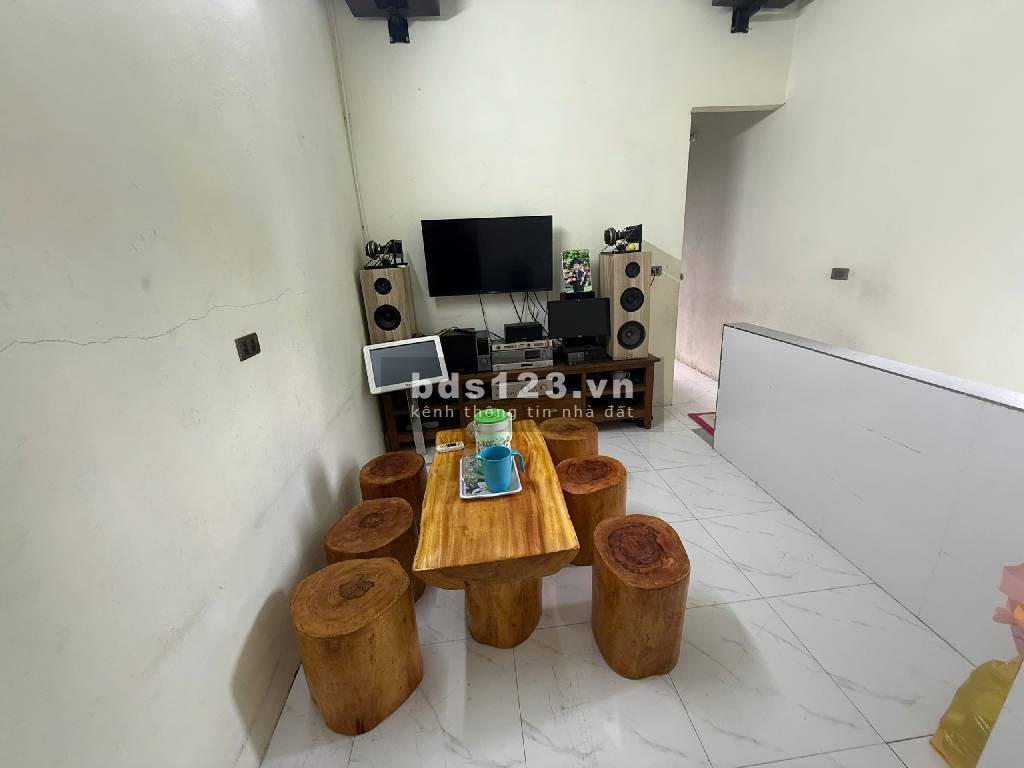 Nhà 3 Tầng Tự Xây - Ô Tô Tải Lùi Trước Cửa - Vài Bước Ô…