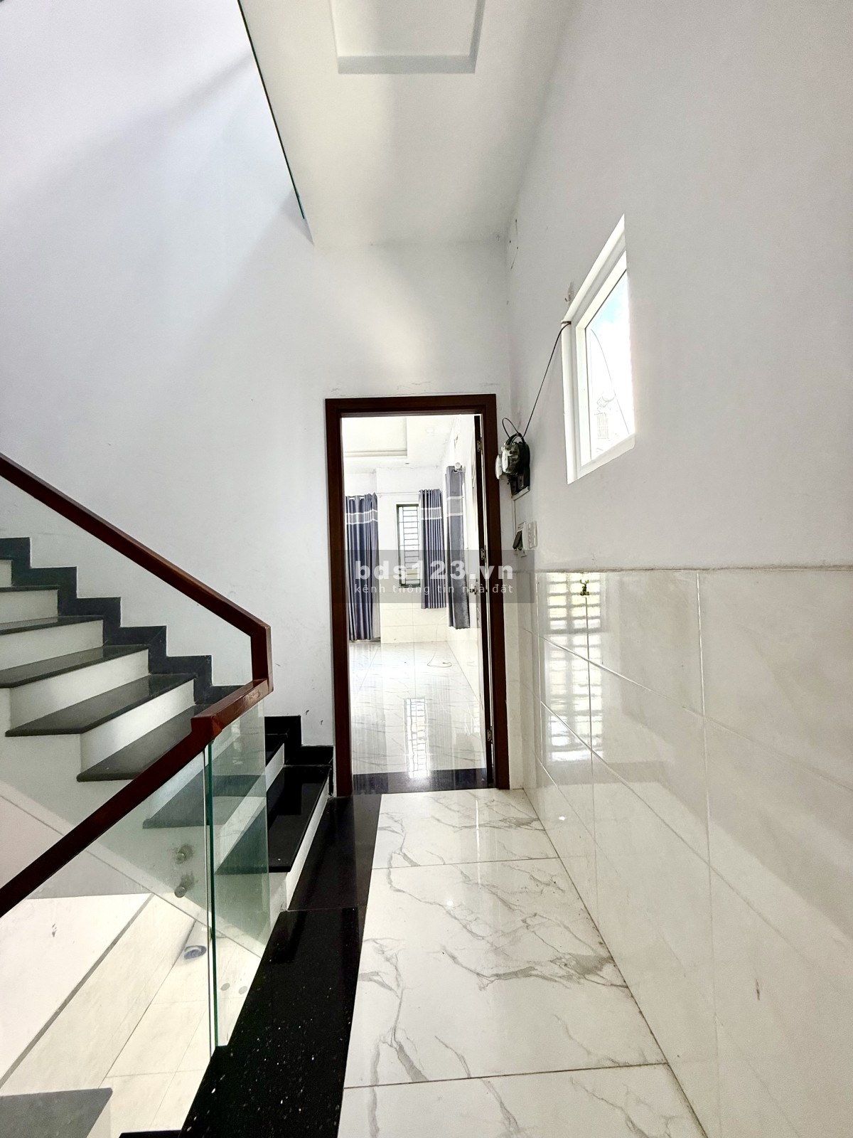 Bán Nhà - 80m² (5m x 16m) 2 Lầu - Vị Trí Lê Văn Thọ, P.16,…