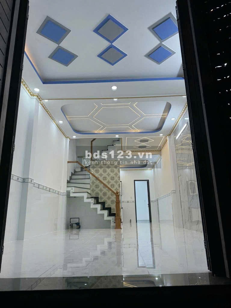 Bán nhà riêng Chỉ hơn 5 tỷ, có ngay nhà đẹp lung linh Lê Văn…