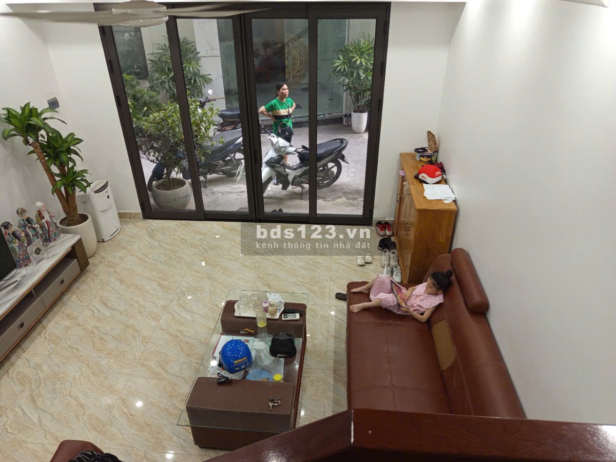 Bán Nhà 4 Tầng Độc Lập – Mặt Tiền Đẹp – Thiên Lôi,…