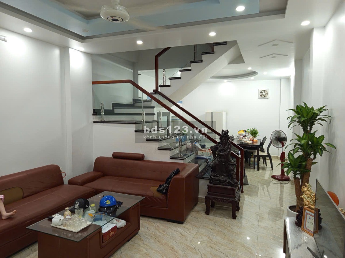 Bán Nhà 4 Tầng Độc Lập – Mặt Tiền Đẹp – Thiên Lôi,…