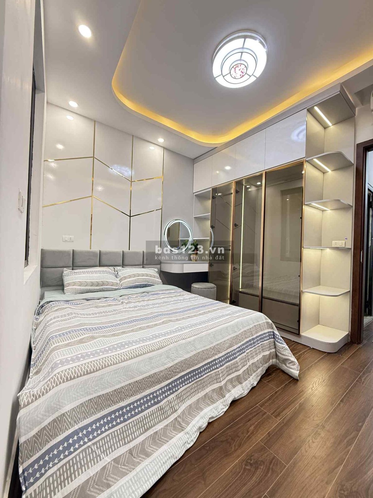 Nhà đẹp trung tâm Đống Đa – 40m² - 9 tỷ - Ngõ thoáng gần ô tô
