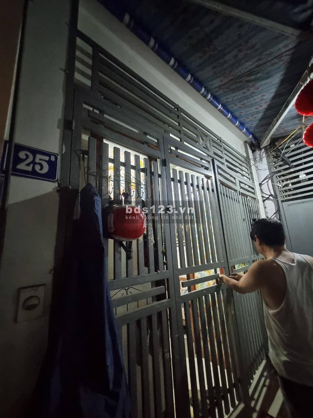 Bán nhà P. Kim Giang, HN, DT 32 m2, 4 tầng, giá bán 7.35 tỷ…