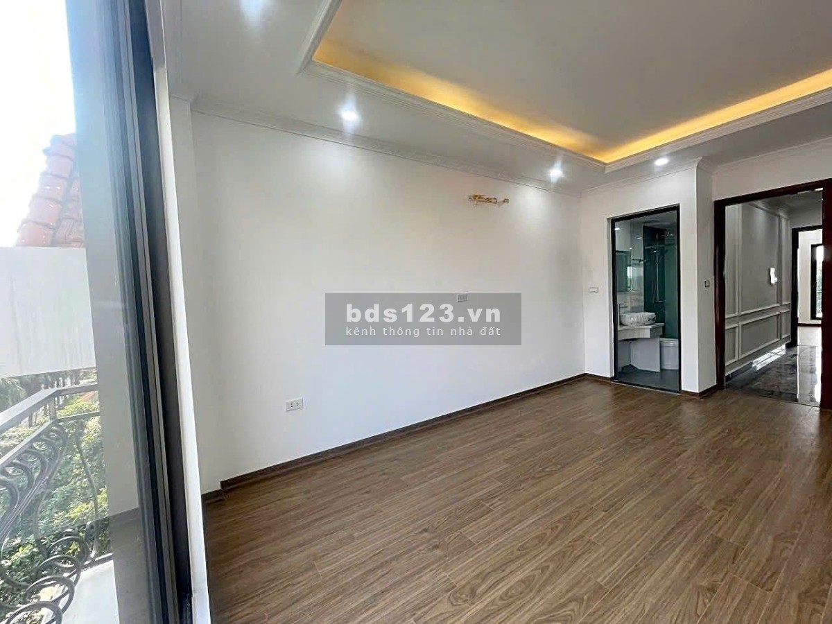 Bán nhà phân lô Ngọc Hồi – Ô tô ngủ trong nhà – 60m² thang…