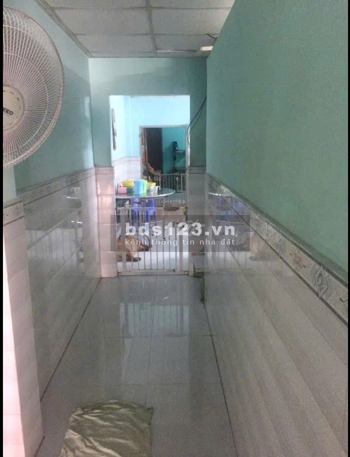 Bán nhà cấp 4 nở hậu hẻm xe hơi đường Tân Trụ P15 Tân Bình