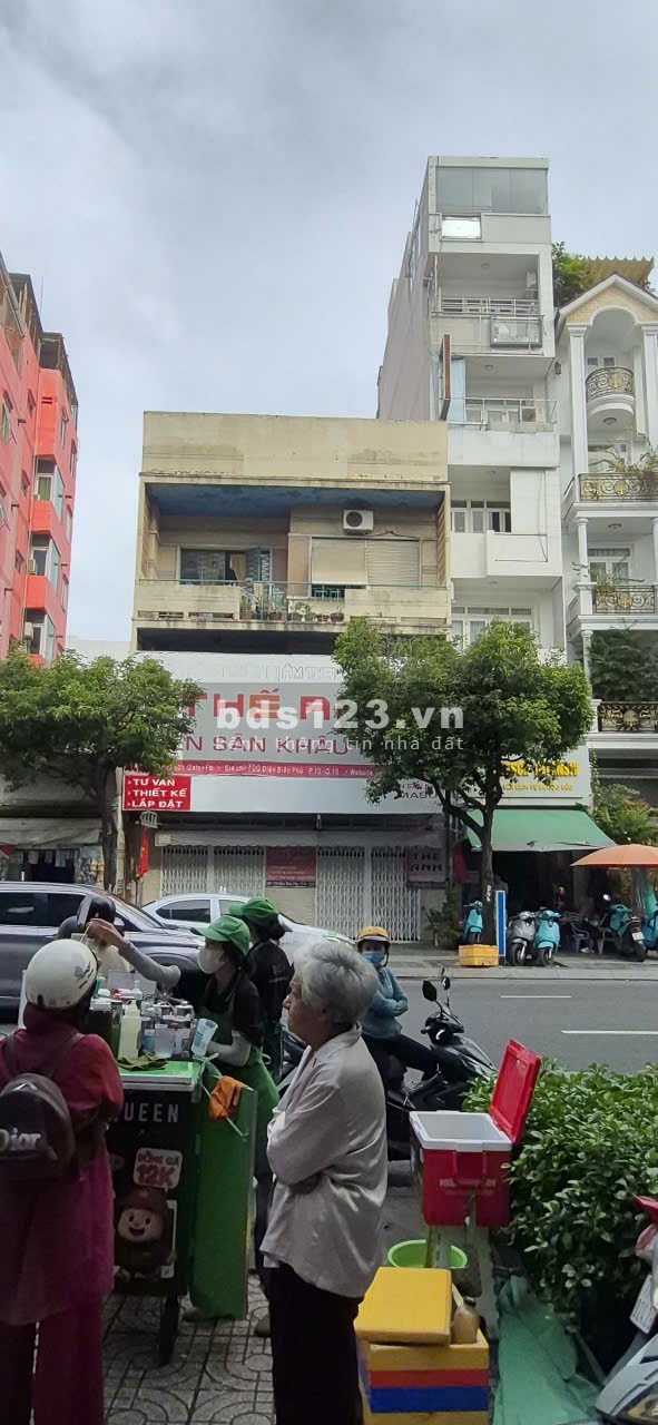 Siêu phẩm 2 căn đôi 698 - 700 Điện Biên Phủ Q10 cho thuê gấp