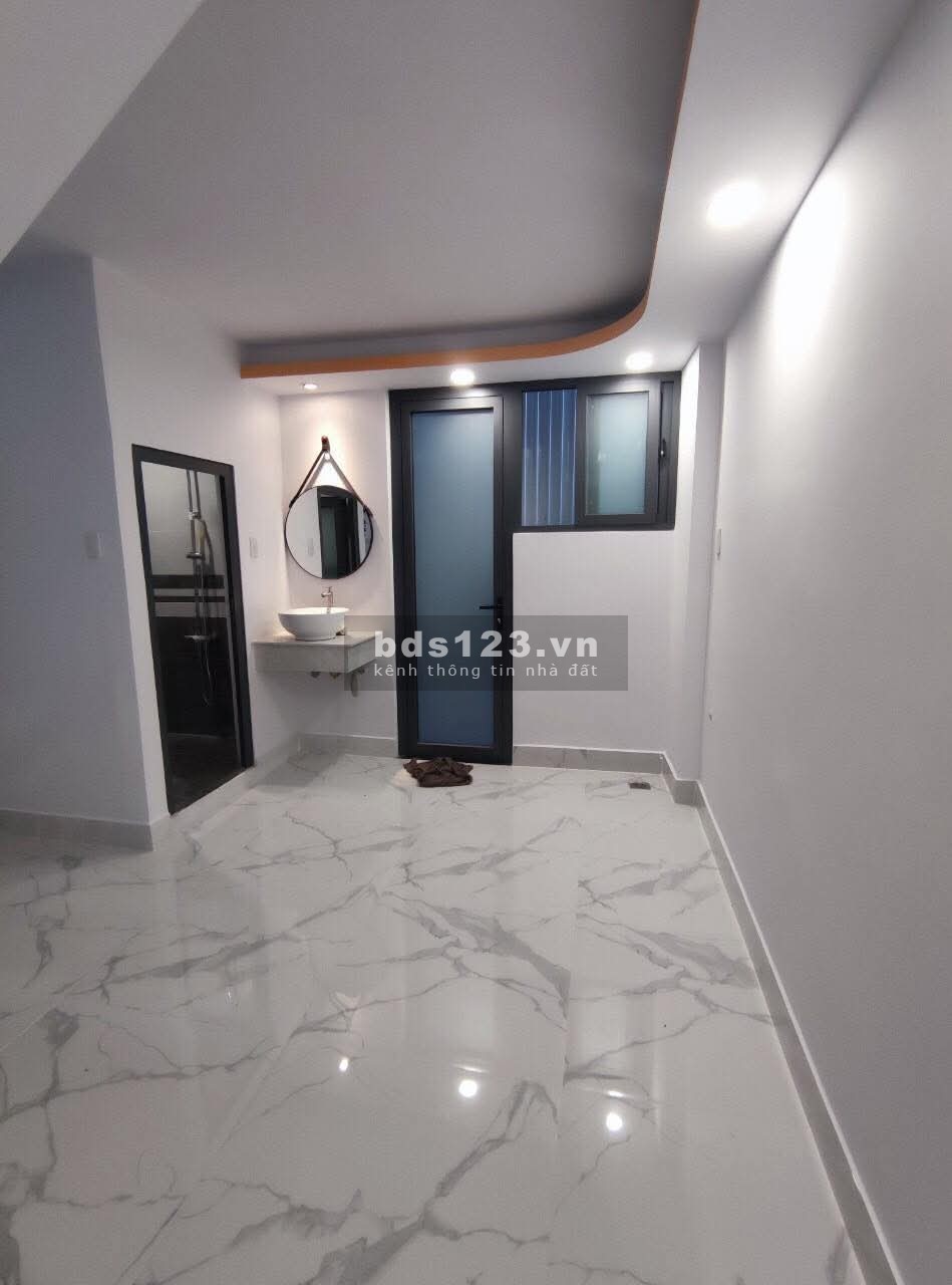 Cần bán nhà trung tâm Phạm Ngọc Thạch Phan Thiết