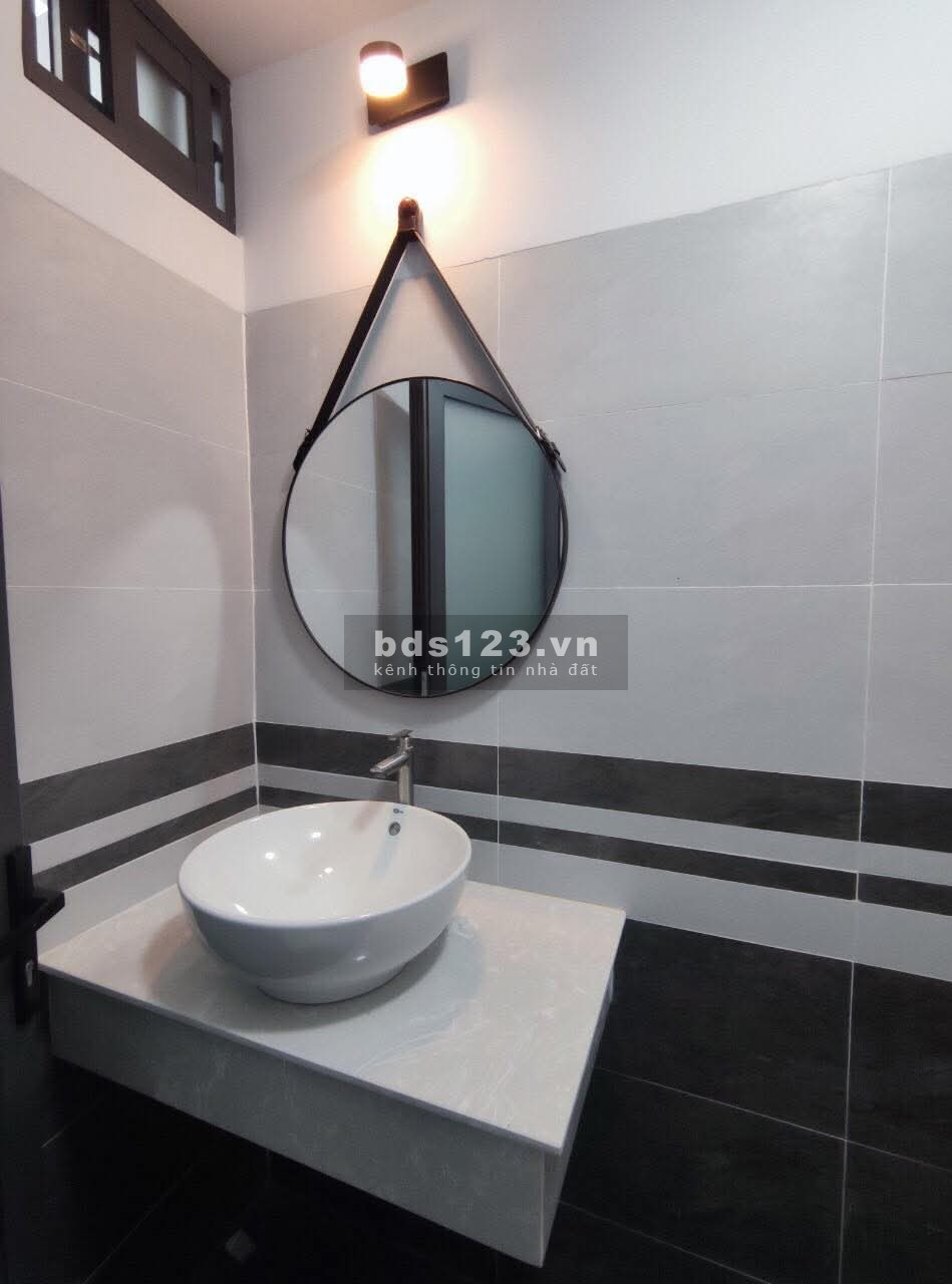 Cần bán nhà trung tâm Phạm Ngọc Thạch Phan Thiết