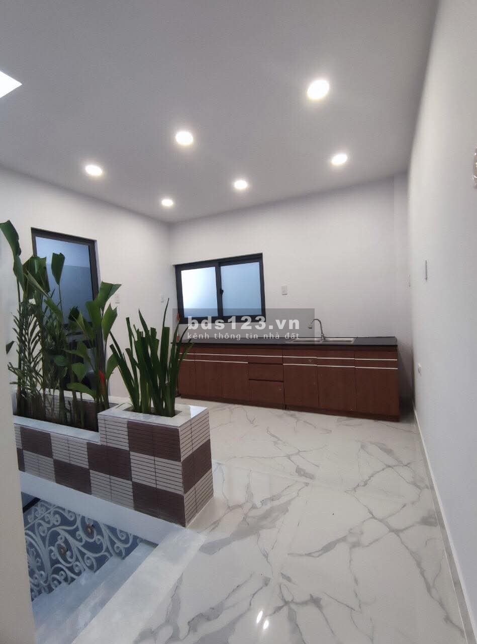 Cần bán nhà trung tâm Phạm Ngọc Thạch Phan Thiết