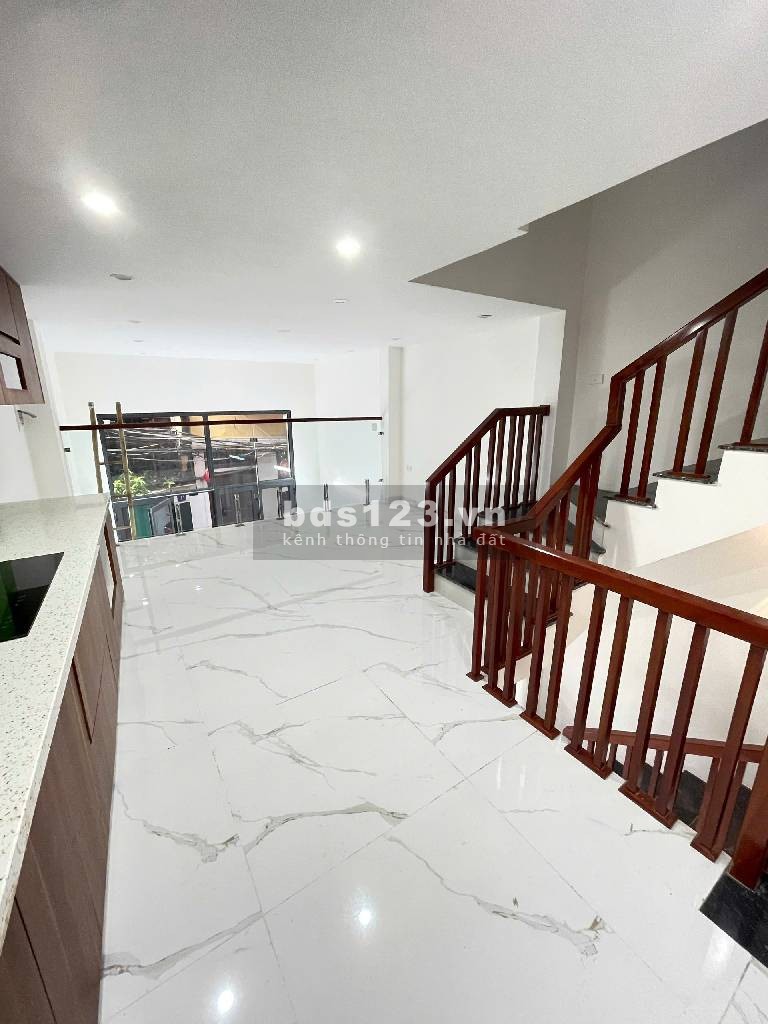 Trung tâm Đống Đa 40m2, 6 tầng, nhỉnh 11 tỷ