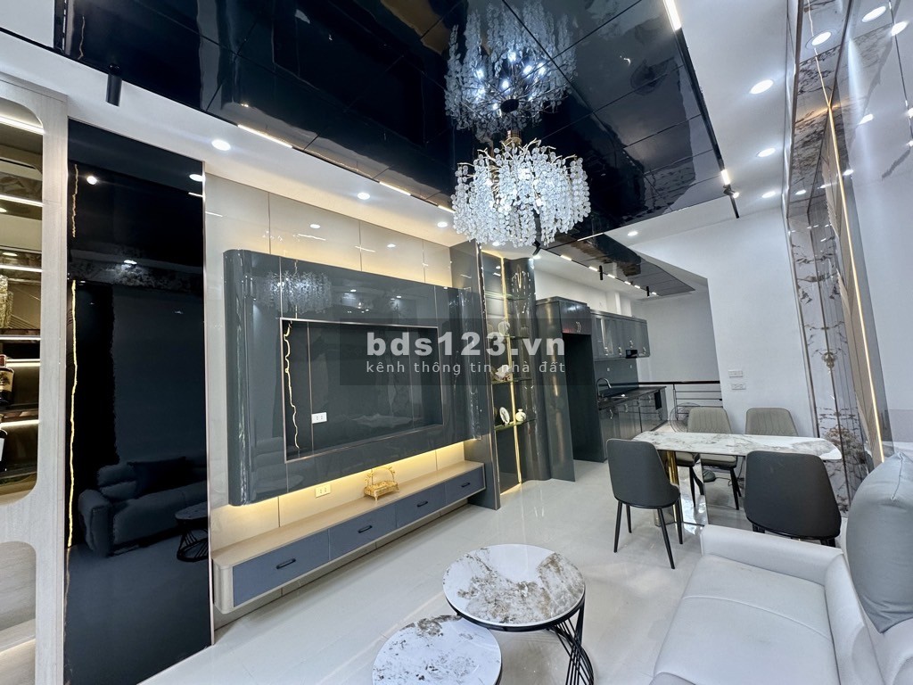 Kim Giang, Mặt Phố Kinh Doanh Sầm Uất, 45m, 5 Tầng