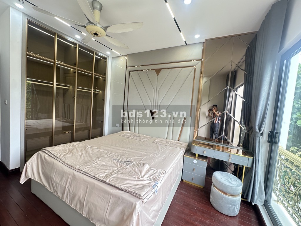 Kim Giang, Mặt Phố Kinh Doanh Sầm Uất, 45m, 5 Tầng