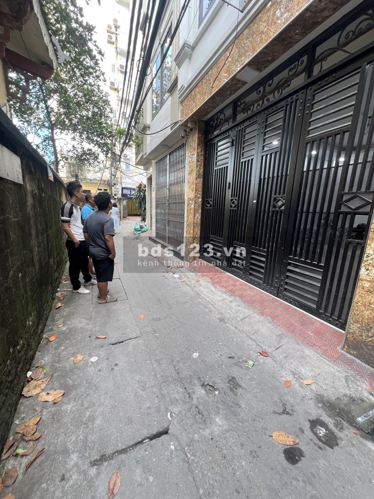 Kim Giang, 6 Tầng Thang Máy, 9 Phòng Khép Kín