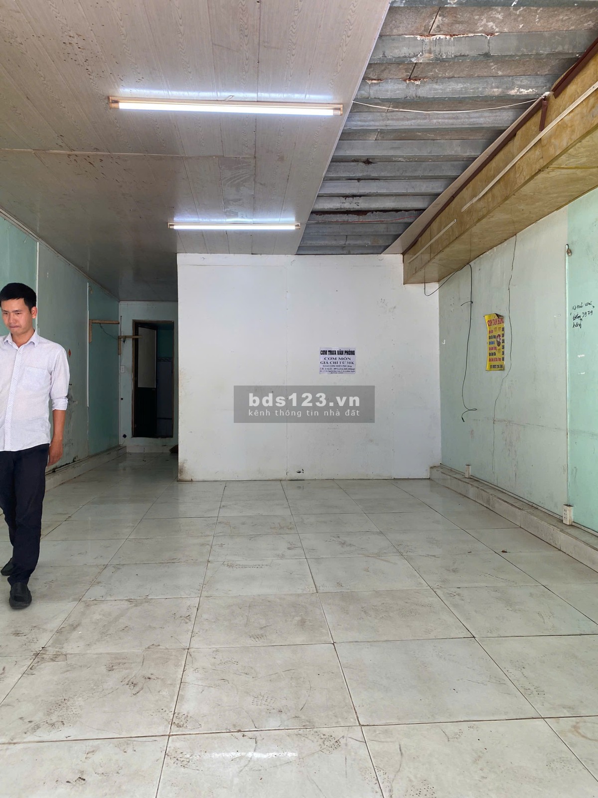 Cho thuê mặt bằng 45m2 trống suốt Nguyễn Hữu Cảnh P22 Bình…