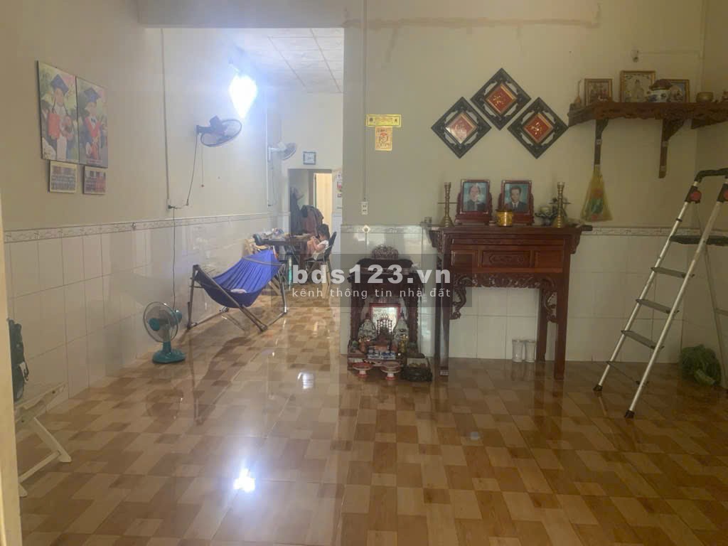 Bán đất tặng nhà trệt lửng, khu tái định cư Long Sơn, Long…