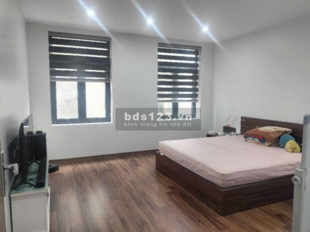Bán nhà Lạc Long Quân, gần Hồ Tây, Lô góc 76m2, Vị trí siêu…