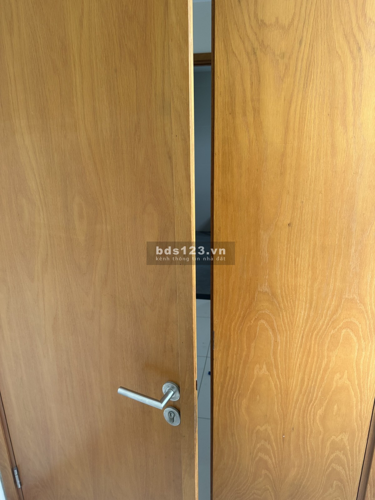 Cho thuê tầng 1 - 2 biệt thự khu dân cư. Ở ngay !