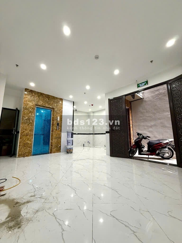 Khương Đình, 80m, 7 tầng thang máy