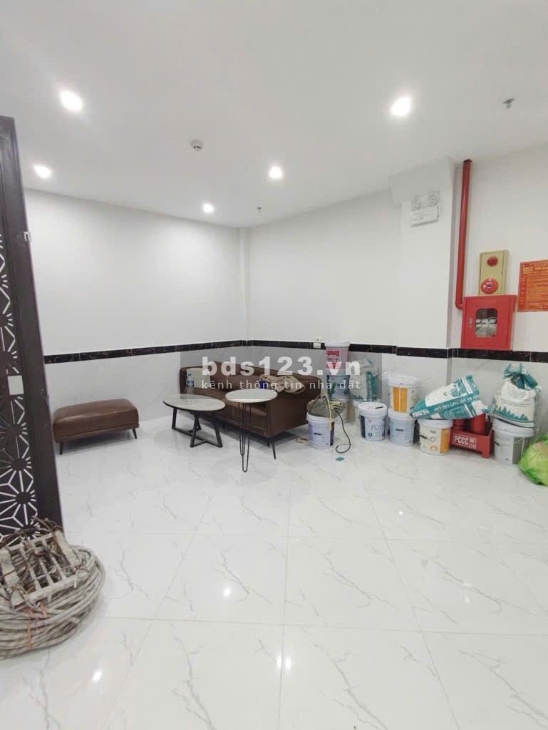 Khương Đình, 80m, 7 tầng thang máy