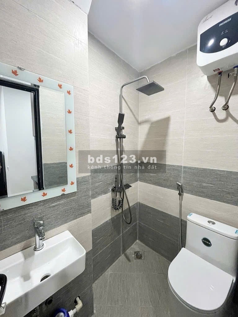 Khương Đình, 80m, 7 tầng thang máy