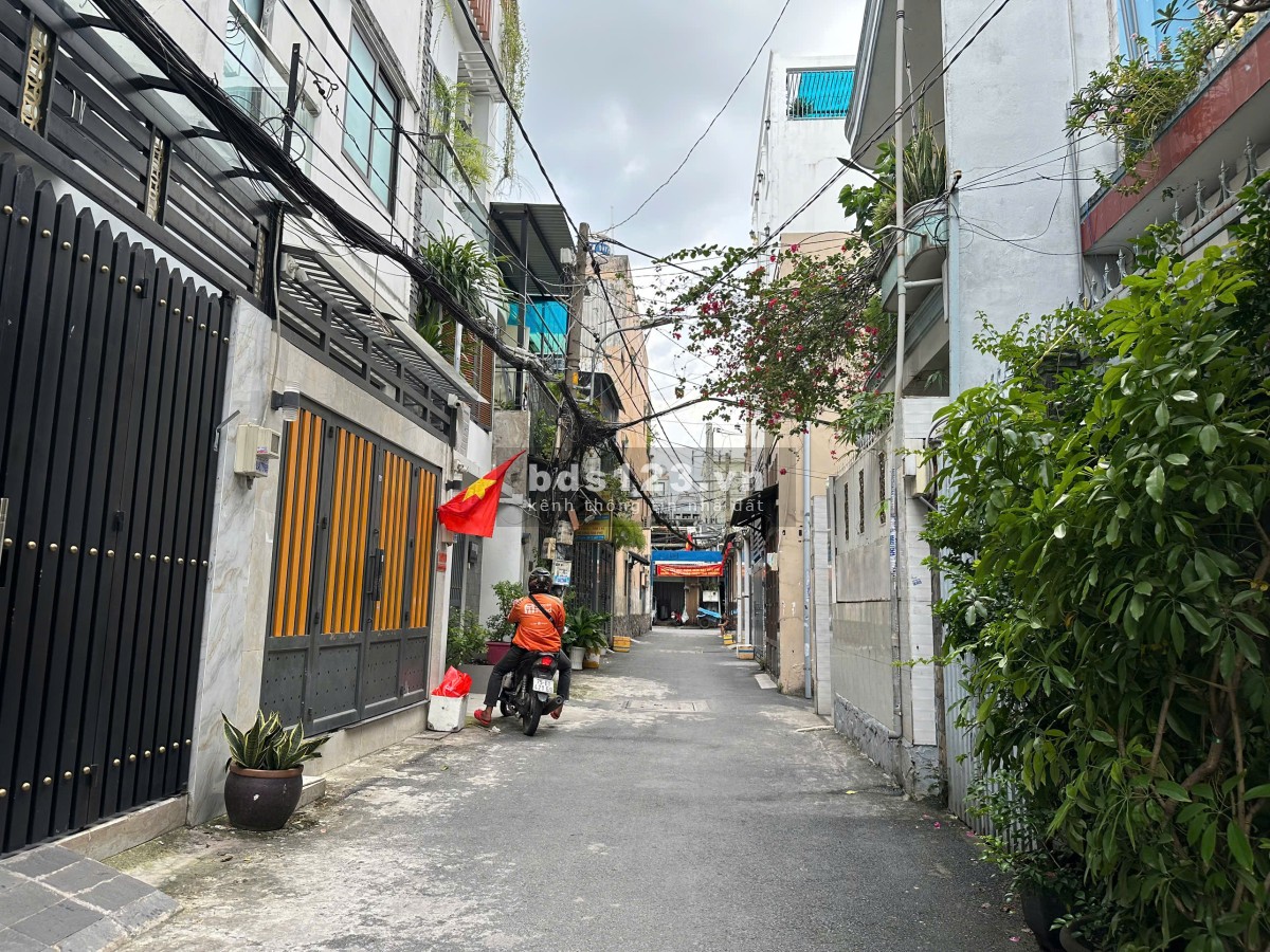 Nhà HXH 4x21 BTCT 3 tầng 5PN Nguyễn Văn Khối P11 Gò Vấp