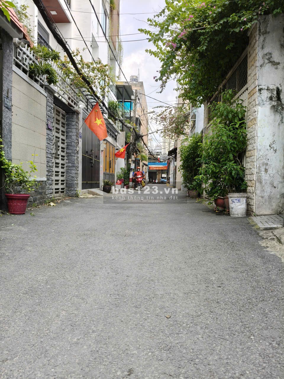 Nhà HXH 4x21 BTCT 3 tầng 5PN Nguyễn Văn Khối P11 Gò Vấp