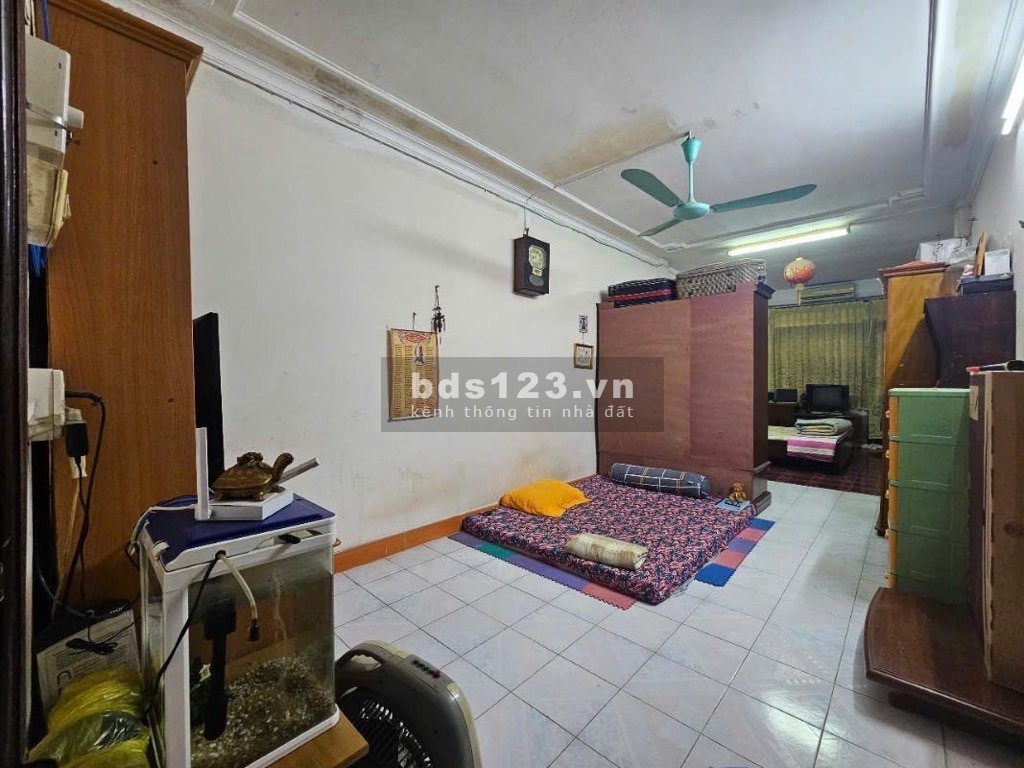 Bán Nhà Kim Mã Nở Hậu Duyên Dáng, 60m², 12.9 Tỷ