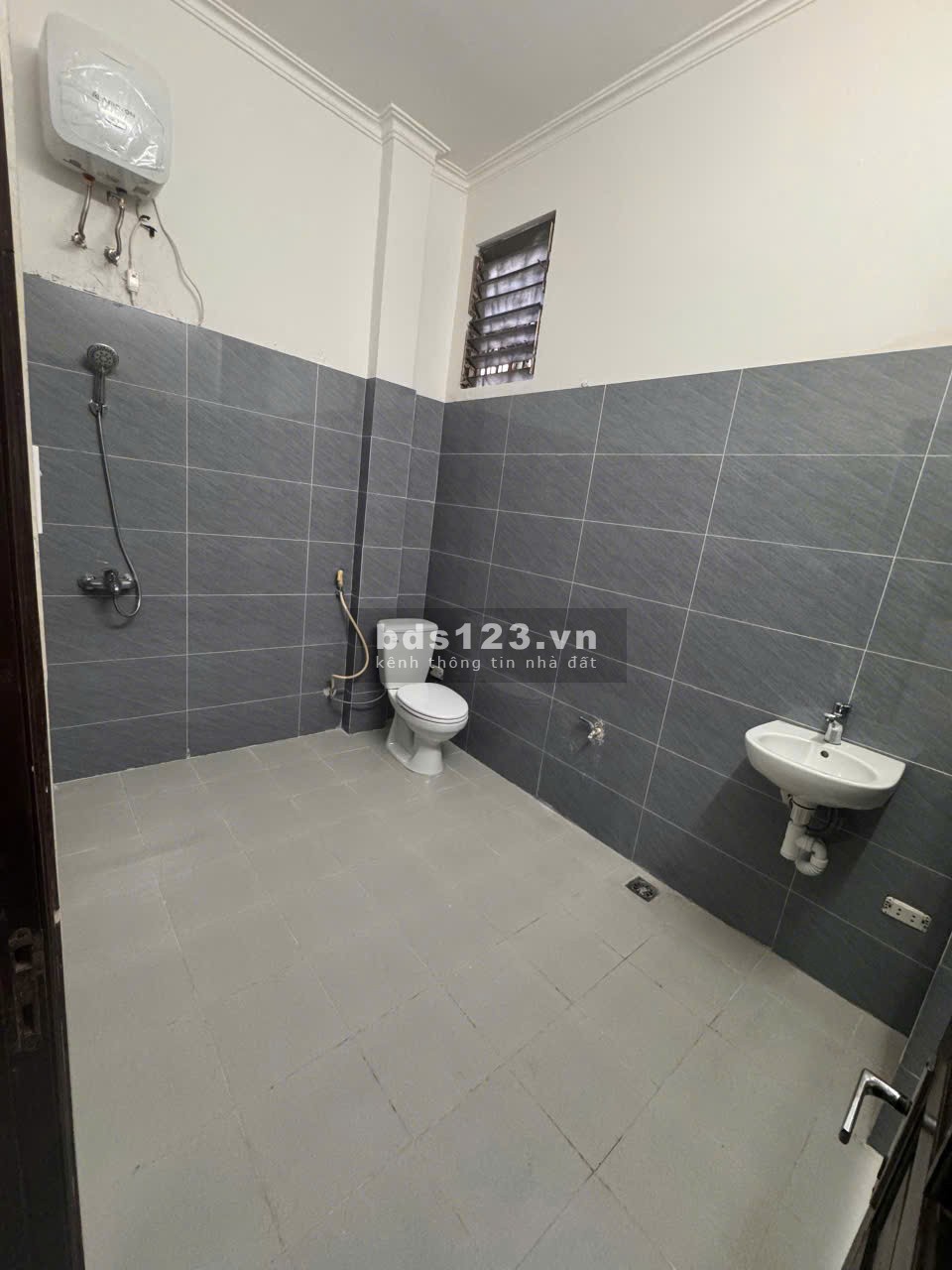 Cho thuê nhà riêng Hồ Đắc Di, Đống Đa 30m x 4T giá 10tr, NHÀ…