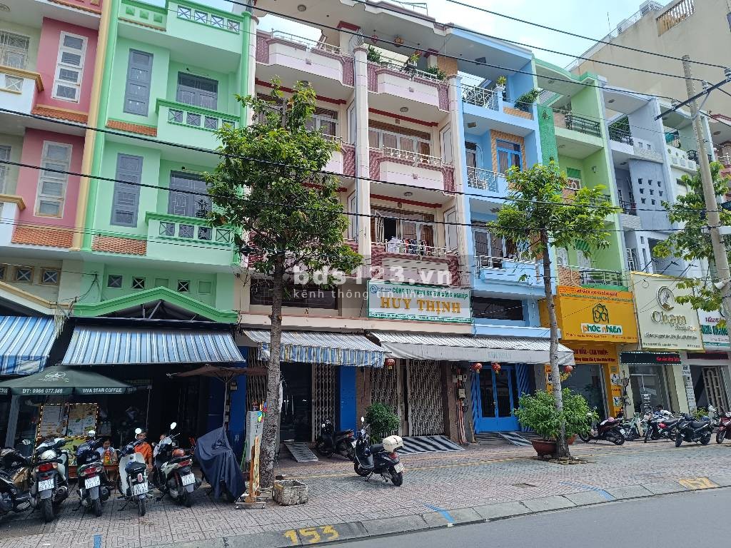 Cho thuê nhà 4 tầng 5PN 4x16m KDC Tạ Quang Bửu – văn…
