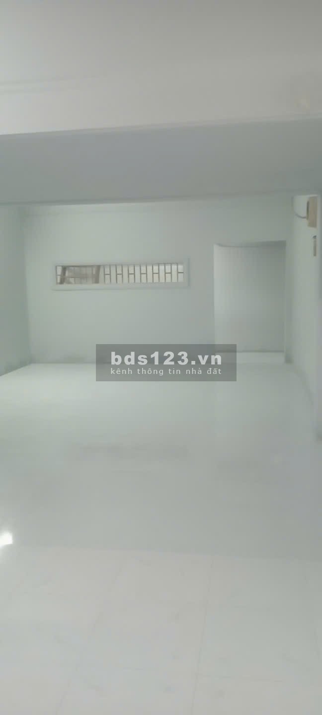 Cho thuê nhà Bình quới 56m2 có gác 20m2 vừa sơn sửa xong, giá…