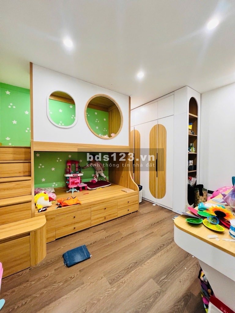 Siêu phẩm liền kề tòa nhà 6 tầng 1 tum thang máy, 2 mặt…