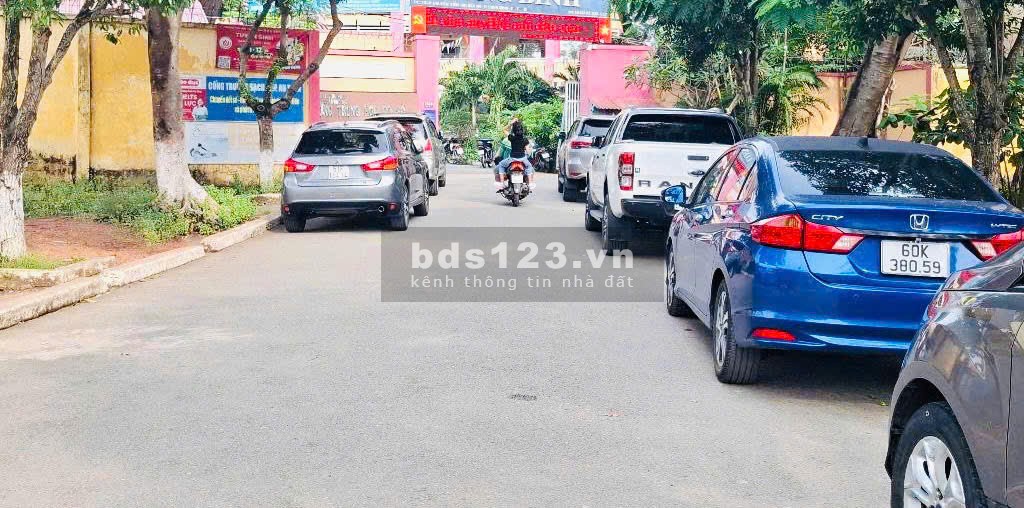 Bán đất tặng dãy nhà trọ, Nguyễn Xiển, Long Bình,Thủ…