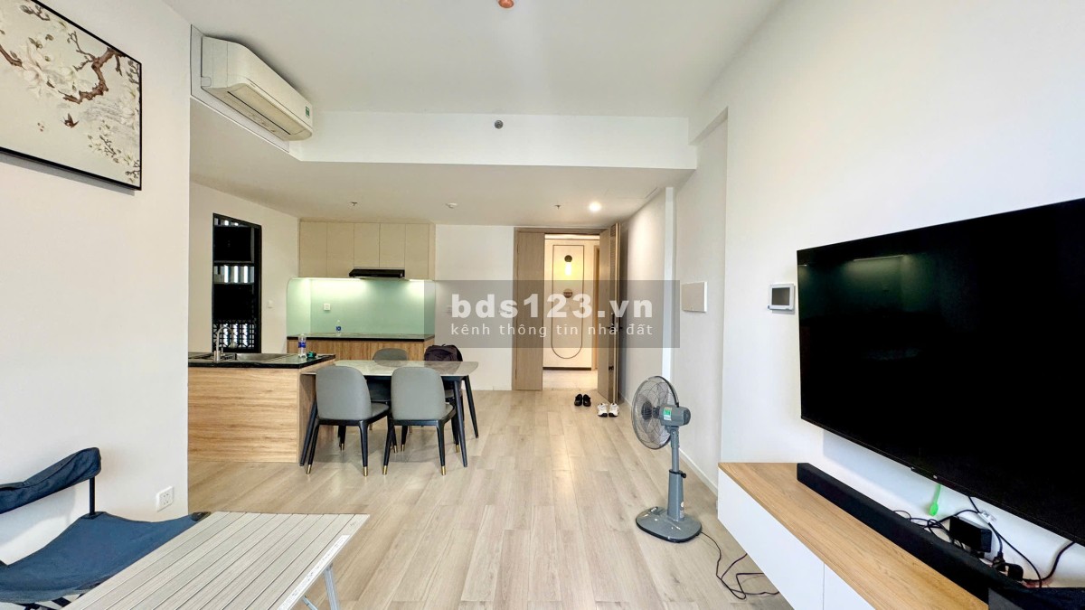 Bán căn hộ 70m2 - 2PN 2WC Lumiere Boulevard Vinhome grand park