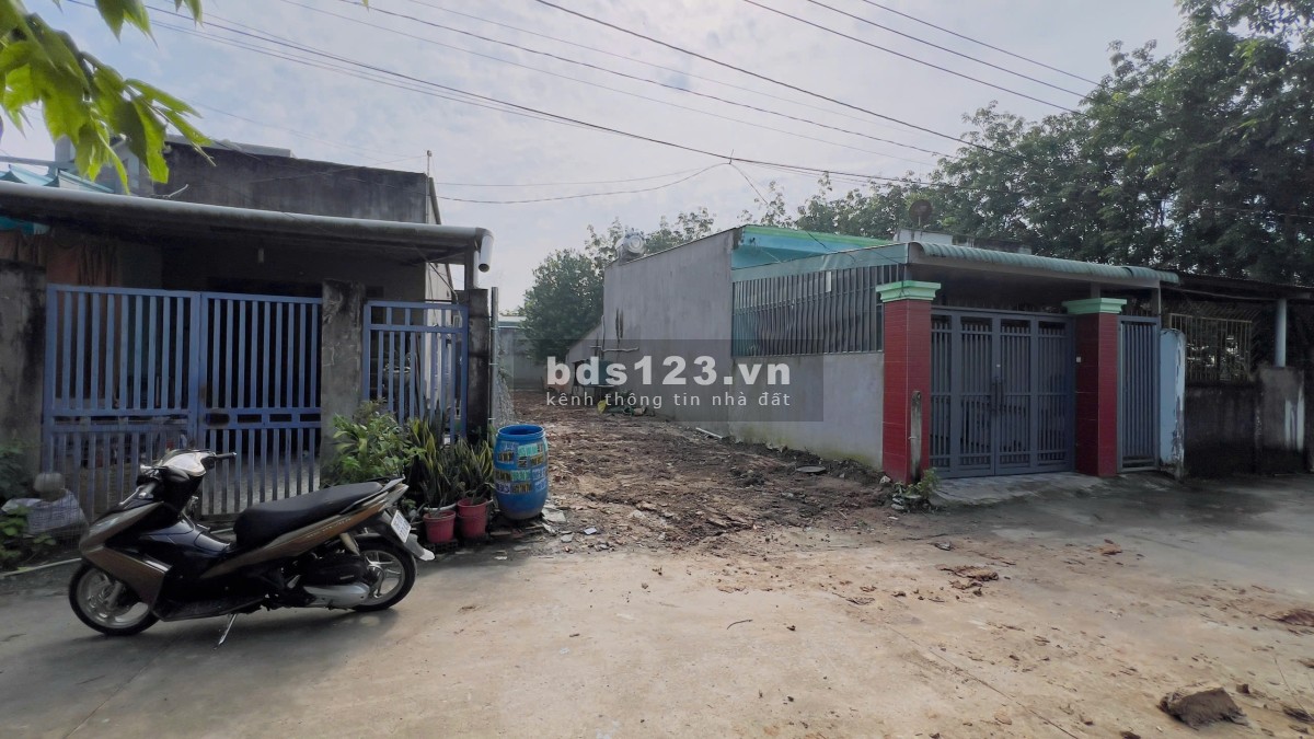 Ông anh gom tiền mua vị trí khác, bán nhanh 172.2m2 giá 1 tỷ 500,…
