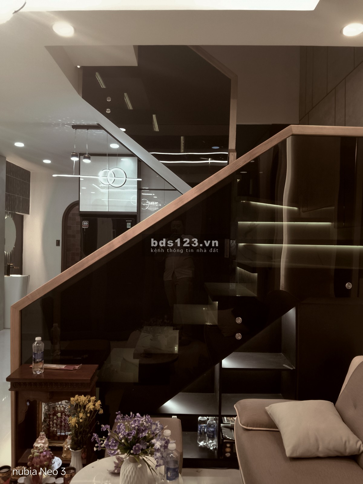 Nhà phố 1 trệt 1 lầu 3PN gần Phan Xích Long, thiết kế tối giản 6.8tỷ