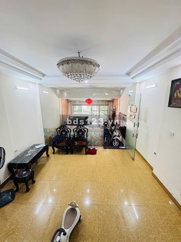 Bán nhà phố Quang Trung, sát trường Nguyễn Huệ, nhà 5 tầng,…