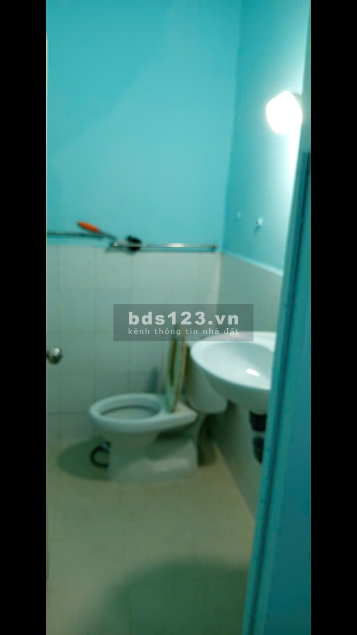 Cho thuê nhà nguyên căn Q7 – Gần chợ – Giá 6 triệu/tháng