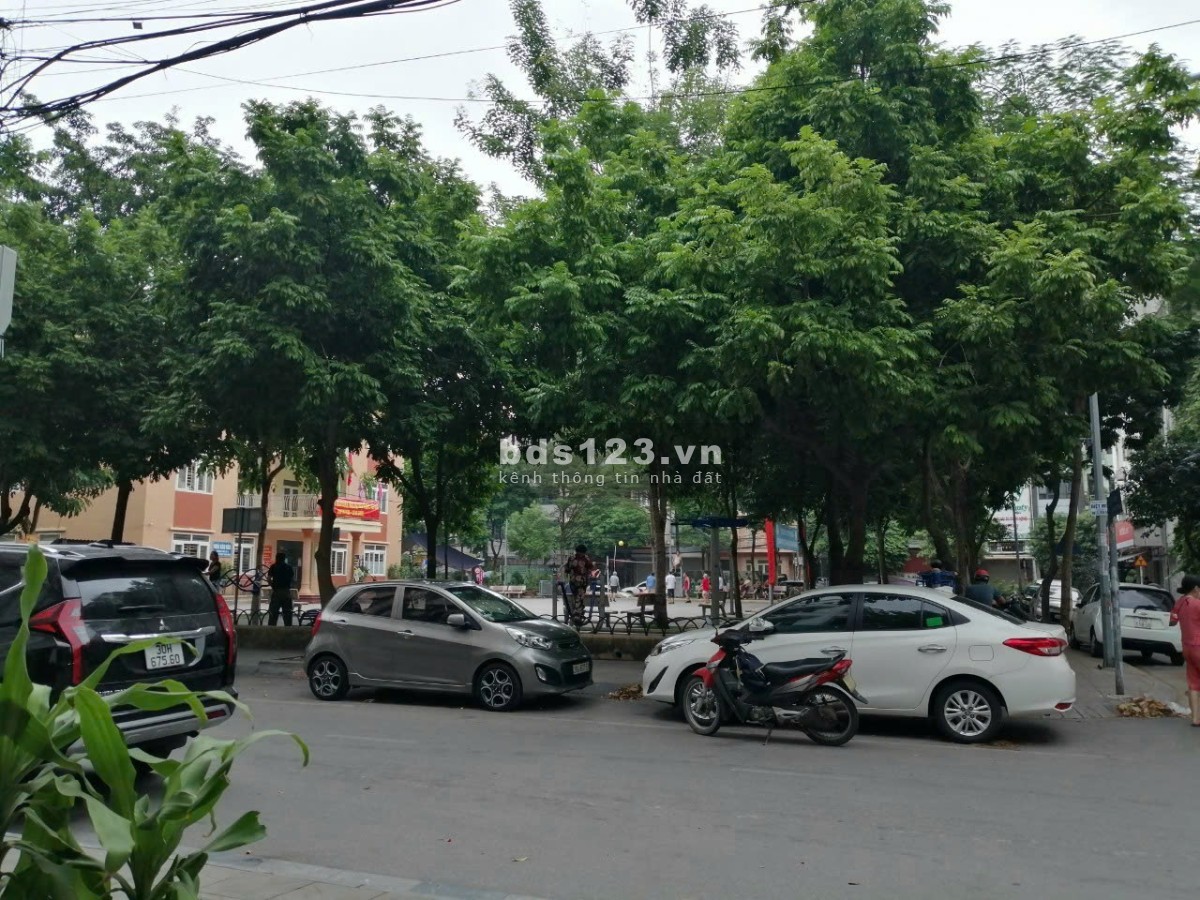 Cho thuê phòng số 28 ngõ 3 Phạm Tuấn Tài, Cầu Giấy, oto để miễn phí