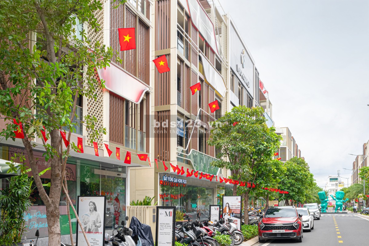 KHÔNG GIAN LÀM VIỆC HIỆN ĐẠI – VỊ TRÍ CHIẾN LƯỢC TẠI…